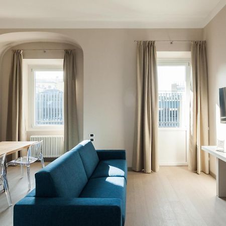 Easyhomes-Duomo Suites & Apartments Мілан Екстер'єр фото