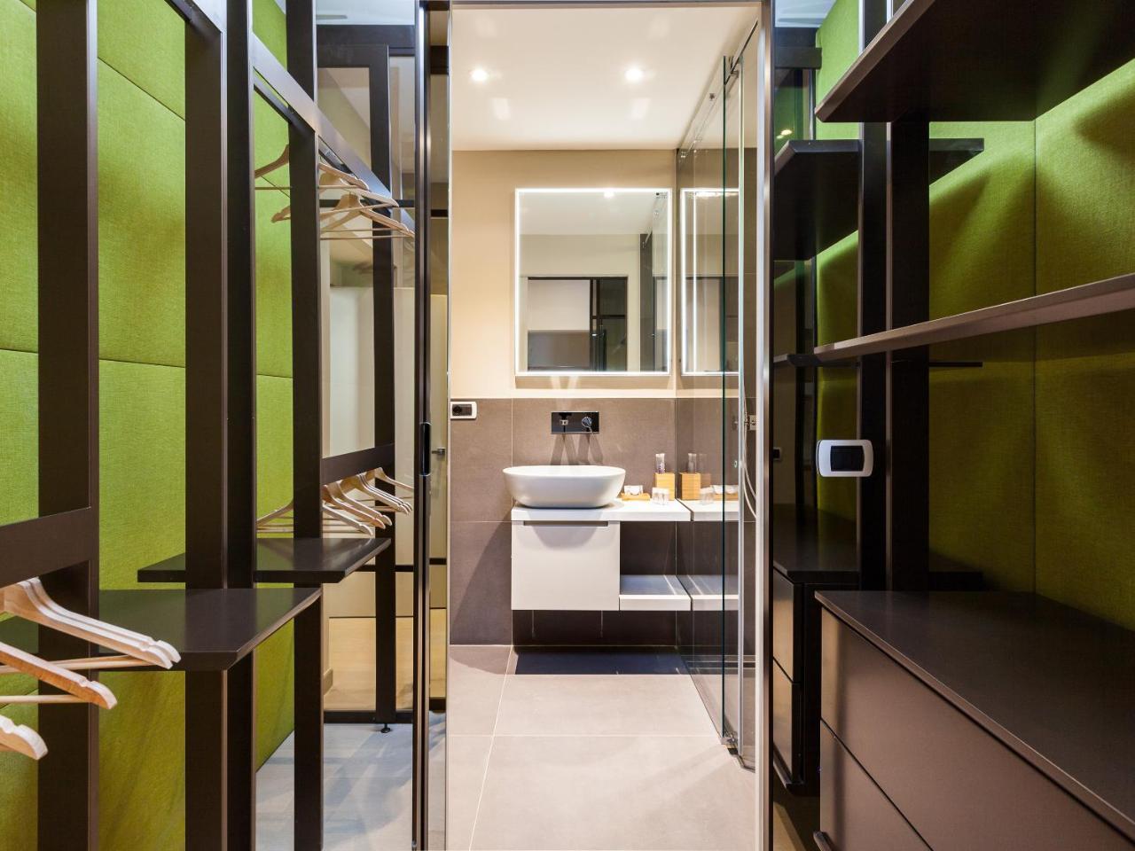 Easyhomes-Duomo Suites & Apartments Мілан Екстер'єр фото