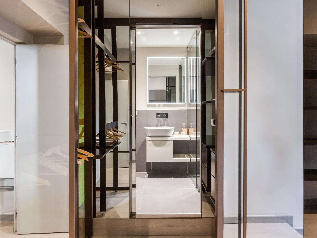 Easyhomes-Duomo Suites & Apartments Мілан Екстер'єр фото