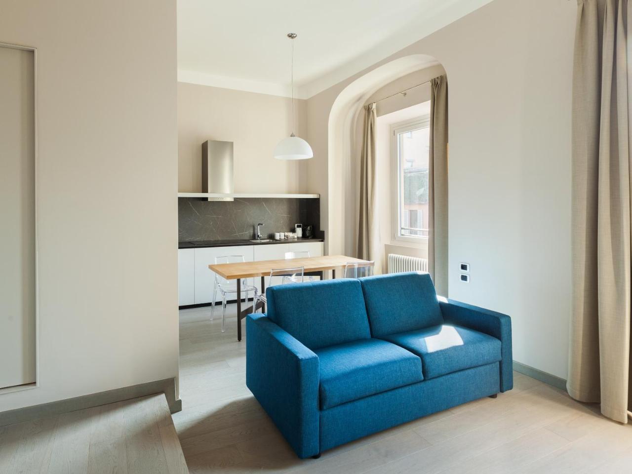 Easyhomes-Duomo Suites & Apartments Мілан Екстер'єр фото