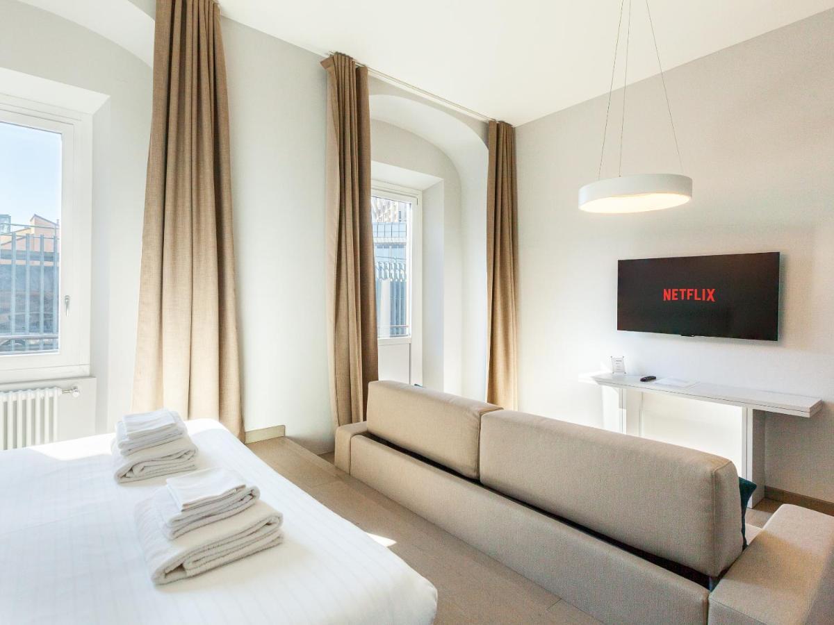 Easyhomes-Duomo Suites & Apartments Мілан Екстер'єр фото